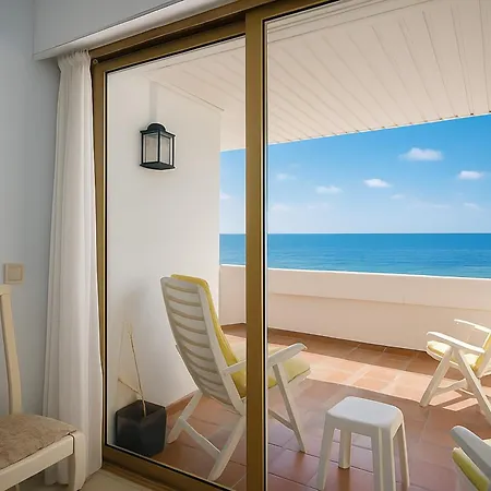 Apartamento Carlota Apartment- Frontline *