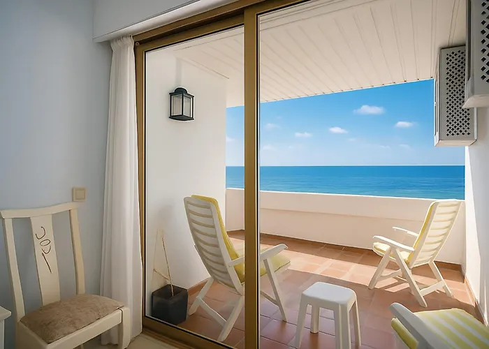 Апартаменты Carlota Apartment- Frontline *