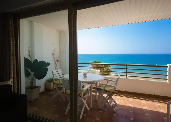 Апартаменты Carlota Apartment- Frontline *