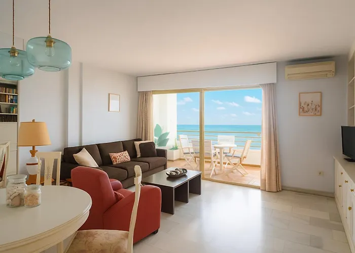 Carlota Apartment- Frontline *