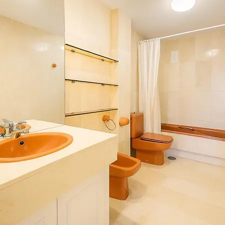 公寓 Carlota Apartment- Frontline 埃斯特波纳