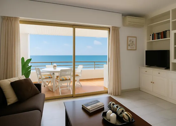 Carlota Apartment- Frontline 公寓 埃斯特波纳